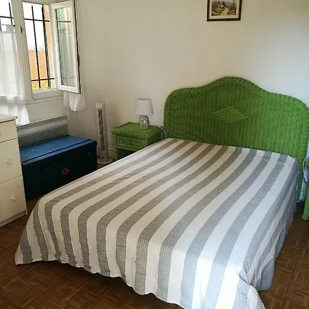 3p Calme à L'arrière D'une Maison Terrasse, 5mn De La Mer à Juan Les Pins * Antibes