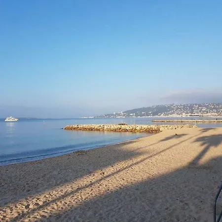 Appartamento 3p Calme à L'arrière D'une Maison Terrasse, 5mn De La Mer à Juan Les Pins Antibes